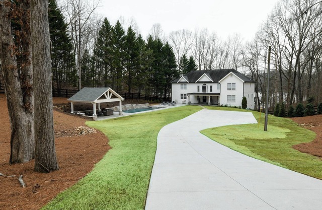 Spacious Lake House with Dock and Swimming Pool