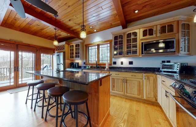Spacious lake-view gem with game room, central AC & fast WiFi