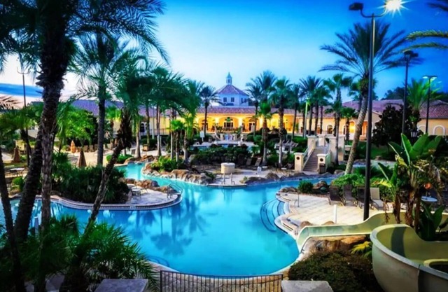 Spacious & Modern 3BR Townhouse Near Disney w/Pool & Lazy River!
