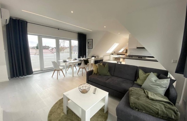 Spacious modern DG apartment Schloofschdubb near Kassel 70 sqm