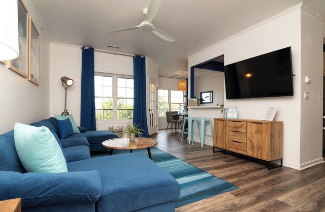Spacious, modern 2-bed/2-bath condo in marvelous Rehoboth Beach!