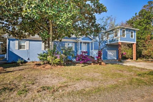 Spacious Mount Pleasant Home 5 Mi to Beach