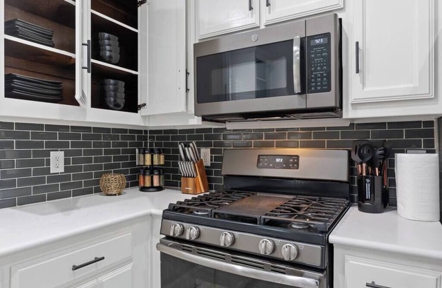 Spacious North Fort Worth 3/2 Home Close to I35