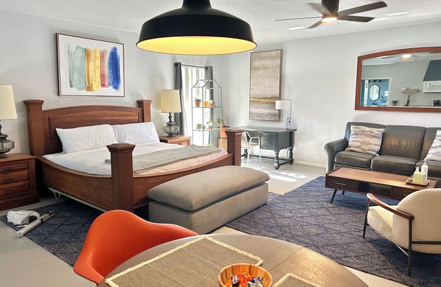 Spacious OKC Studio | 11 Mins to OKC State Fair | Pet Friendly, 30+ Day Stays