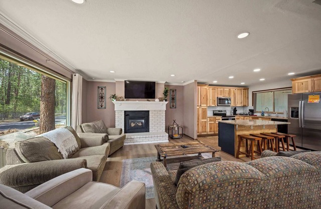 Spacious Pet Friendly Home near Coeur d’Alene!