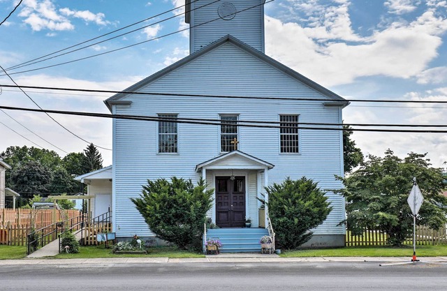 Spacious Pet-Friendly Home - Near Dundee Wineries!