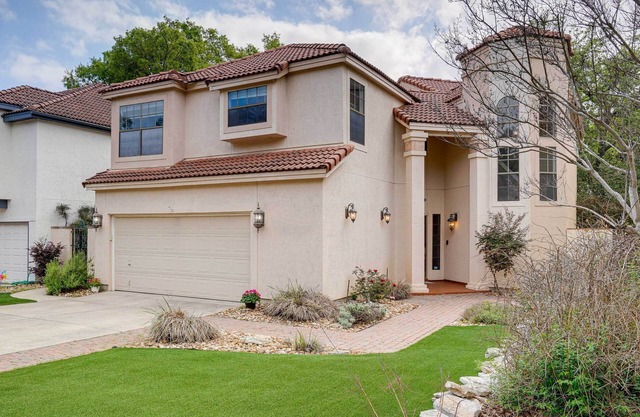 Spacious San Antonio Home w/Patio + Grill!