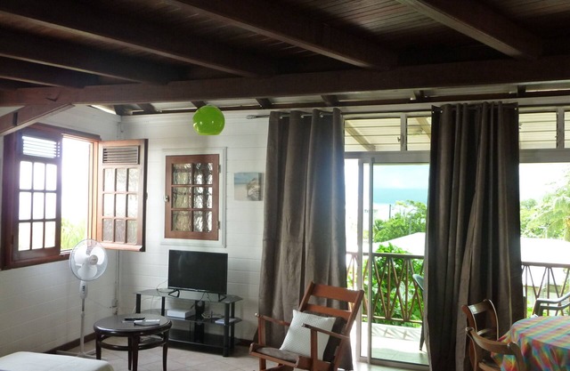 Spacious sea view loft, up to 6 people. Dampierre, Gosier