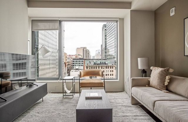 Spacious Theatre District 2BR w/Gym & W/D, near Boylston T, by Blueground