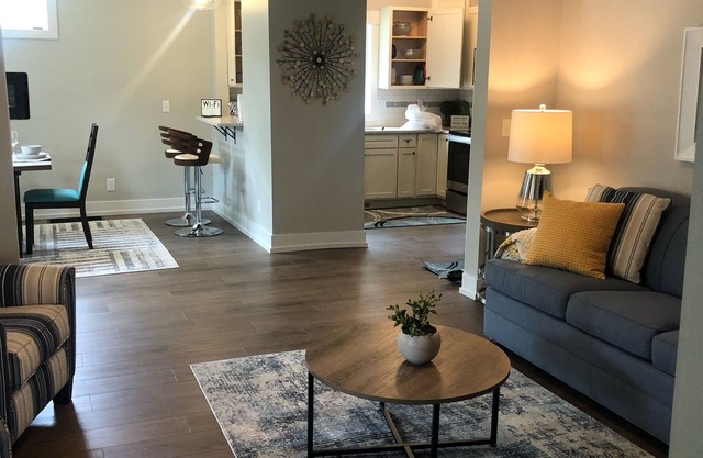 Sparkling Home in Saugatuck area!