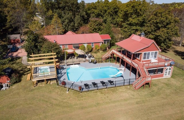 *Special*Morning Star Ranch~Pool~Hot Tub~Nashville