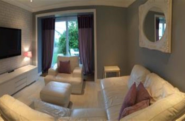 Special Offer JUNE AND JULY! 8 Spanish Villa, 2bed, jacuzzi bath private garden,