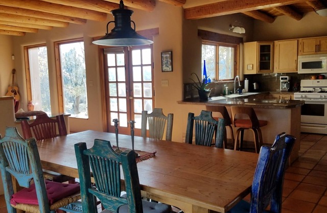 Spectacular Adobe! 3 Bed 3 Bath 3 acre. 2 Master Suites.Hot tub & views galore!