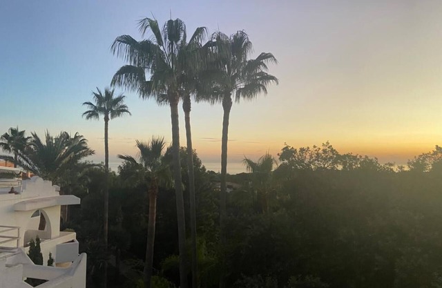 Spectacular apartment with sea views in Marbella