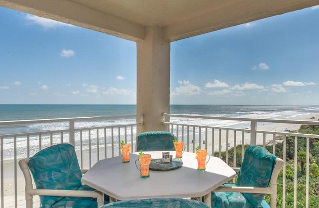 Spectacular Beachfront Views from this Tastefully Decorated Condo ~ PH5B Palm House