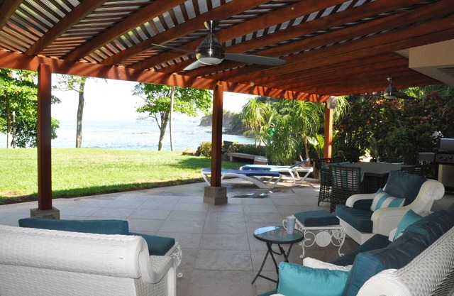 Spectacular Beach Front Villa at Bahia Pez Vela Playa Coco/Ocotal