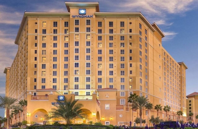Spectacular Las Vegas three bedroom in beautiful resort
