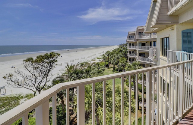 Spectacular Direct Atlantic Ocean Views Bikes & Beach Gear included