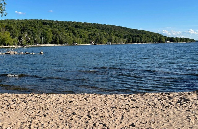 Spectacular Waterfront in Door County