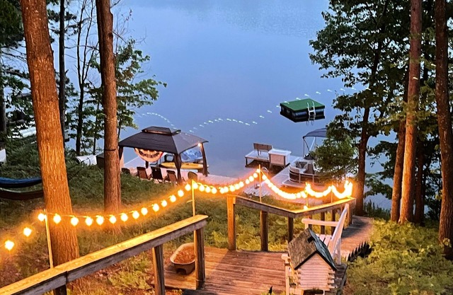 Spider Lake Escape: Quiet Cove Waterfront Living