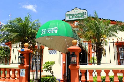 Sportsmens Lodge - Gentlemen's Club