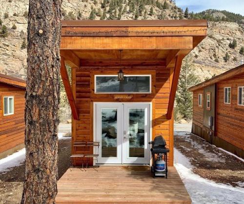 Spring Gulch Cabin at Base Camp