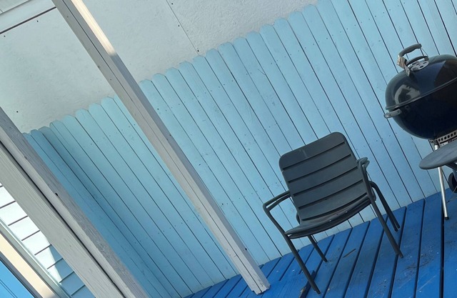 Spring Retreat Free WiFi and Parking Just steps away from the Ocean