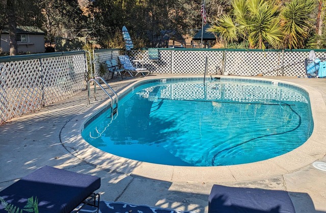 Squaw Valley Motel