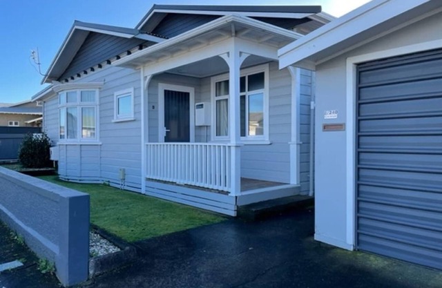 St Aubyn City Stay - 3BR base near arts & dining