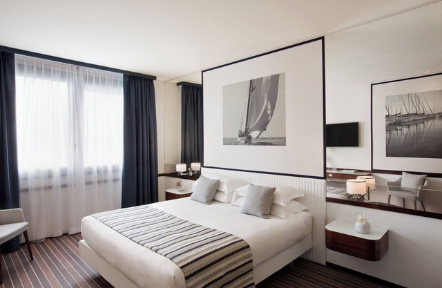 Starhotels President