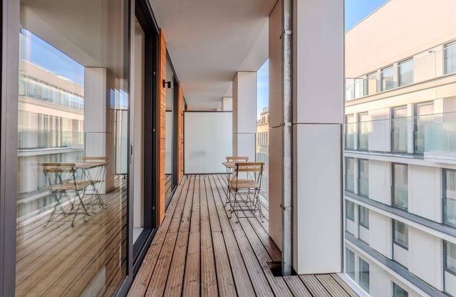 Stassart IV - Two Bedroom Apartment, Sleeps 6