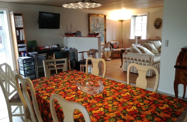 Stauning HarborHouse in center of Stauning, w/spa privileges.