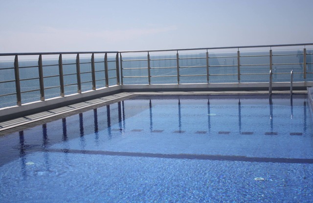 Stay next to the sea but central to all your need.