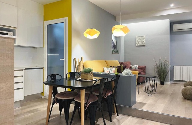 Stay U-nique Apartments Sants