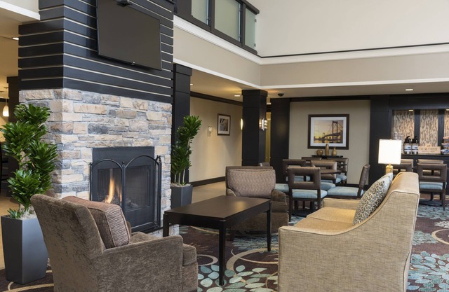 Staybridge Suites Chicago-Oakbrook Terrace by IHG