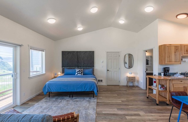 #StayinMyDistrict Oceanview Studio Loft