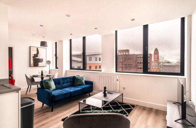 StayZeni, Alexandra Rise Manchester Cool 1 Bed
