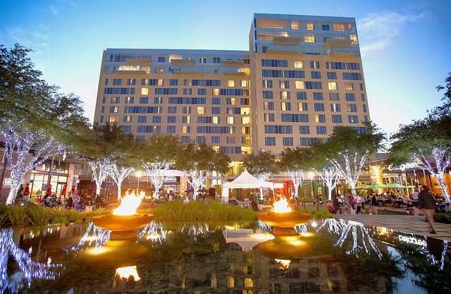 Step Into a World Of Refined Indulgence! Free Parking, Onsite Swimming Pool