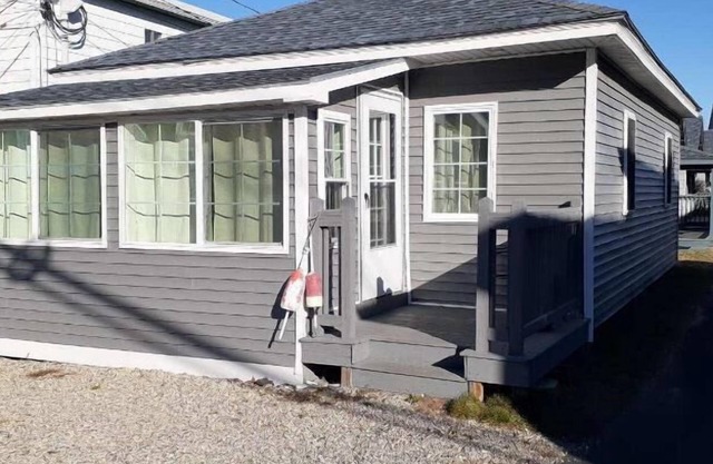 Steps from Wells Beach, Bellevue by the Sea is perfect for your Maine vacation