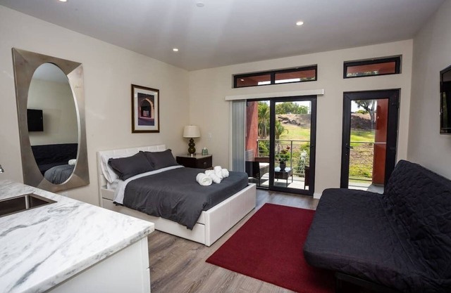 Steps to Balboa Park- Brand New Apt - Cozy Studio