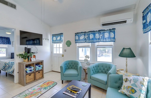 Steps to Seawall: Cozy Indian Rocks Beach Cottage