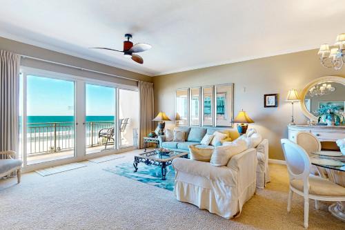 Sterling Beach 403