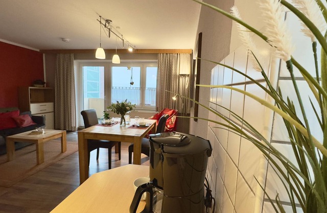 "Steuerbord vacation apartment: your retreat for 4 in idyllic Horumersiel!"