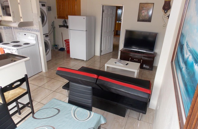 Stewart Suite Apt -Trincity, Airport, Full Apt