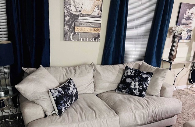 Stone Oak Guest Suite