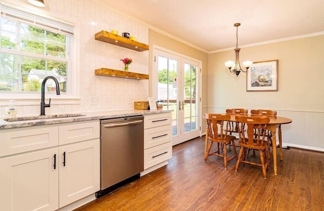 Stone's Throw Ranch 3mi to Downtown + Pet Friendly