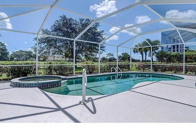 Stoneybrook! Golf and Leisure!