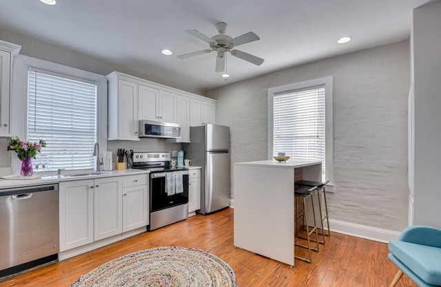 Stovall #6 Comfy 1-bedroom minutes away from Augusta's gems!