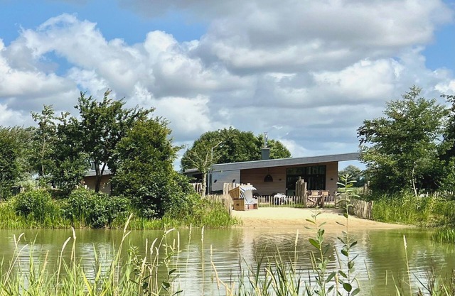 StrandHaus - the rich contrast