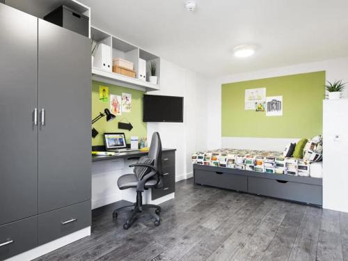 Student Only Accommodation - Crescent Place in Southampton